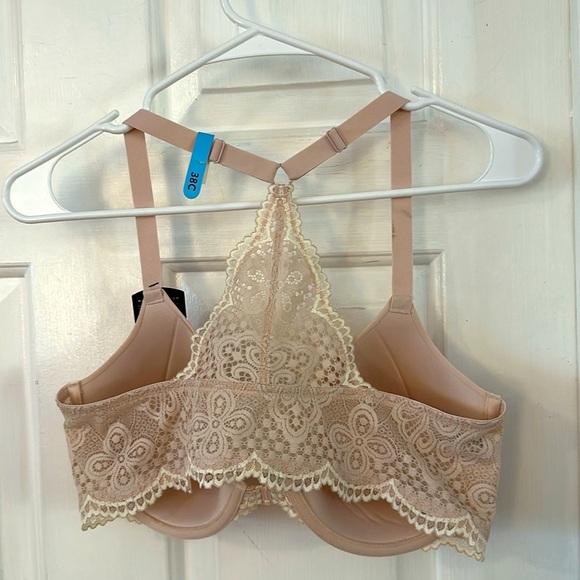 NWT Women’s Maidenform Racerback Smoothing Champagne Colored Lace Bra Size 38C - Picture 6 of 7